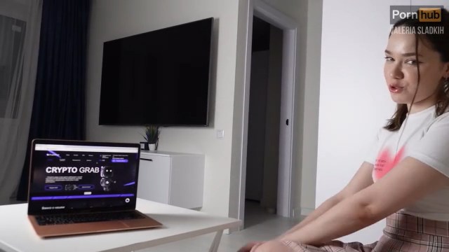 video belajar crypto disemangatin ayang bule