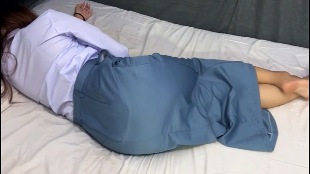First vlog ajak menginap gadis SMA masih diseragam